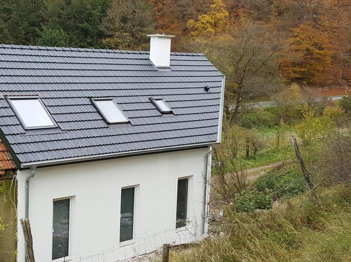 Suedeifel Ferienhaeuser Christian Faust Villa Zweifelscheid Екстериор снимка
